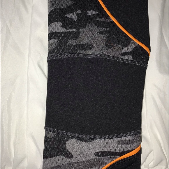 BODY ENGINEERS - ATHENA Leggings - Picture 4 of 7